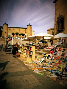 Mercadillo solidario Sornabique en Béjar