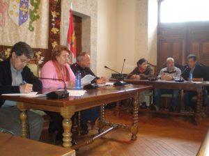 Algunos concejales durante el pleno