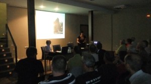 Durante la charla en el Casino Obrero