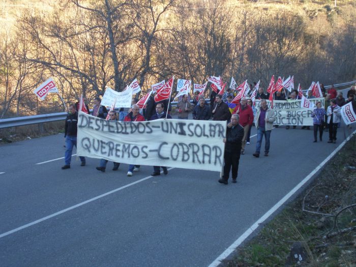 Al comienzo de la marcha en la carretera de Béjar-Candelario