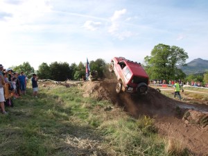 Durante la prueba  automovilística 