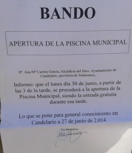 Bando municipal sobre la apertura de la piscina