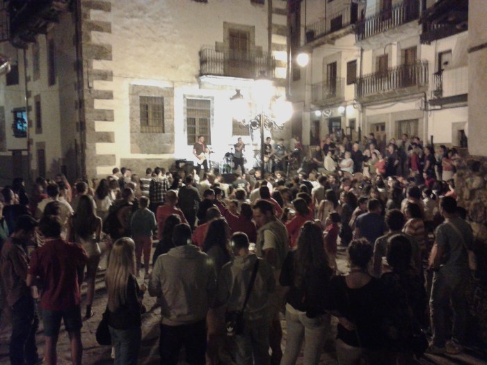 La Plaza del Solano durante la actuación de Endeuda2