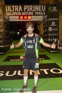 Llegada a meta de Roberto Martín en “Ultra Pirineu”