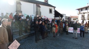 Concentración durante la lectura del manifiesto