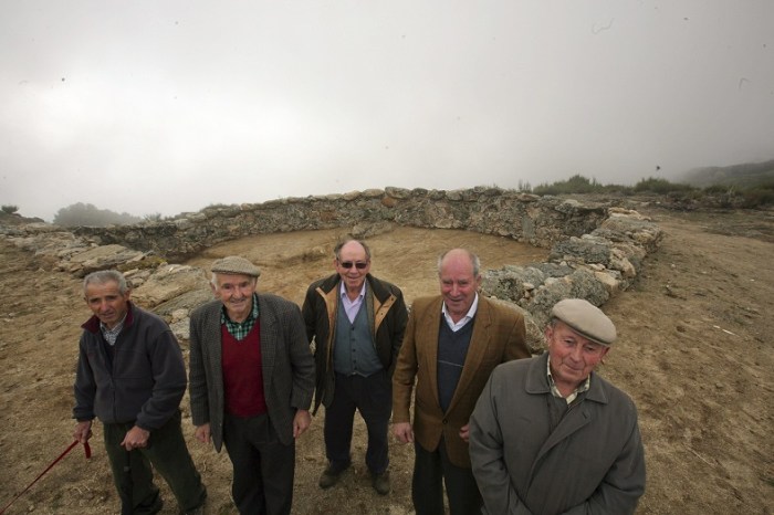 RECUPERAN UNA TRAMPA DE LOBO MEDIEVAL ENTRE CÁCERES Y SALAMANCA