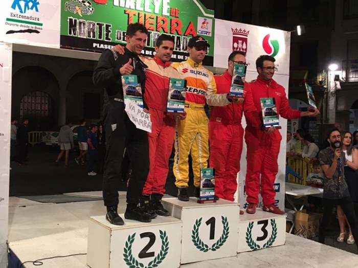 22547484_1642352025783048_2013603427_n