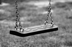 empty-swing-3647251_960_720