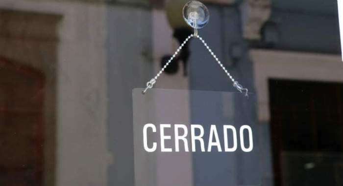 cerrado-comercio-istock